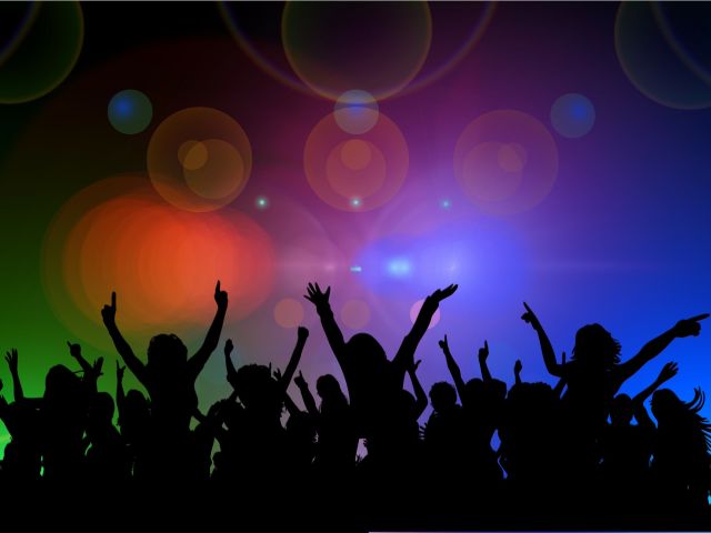 cheers-204742_1920